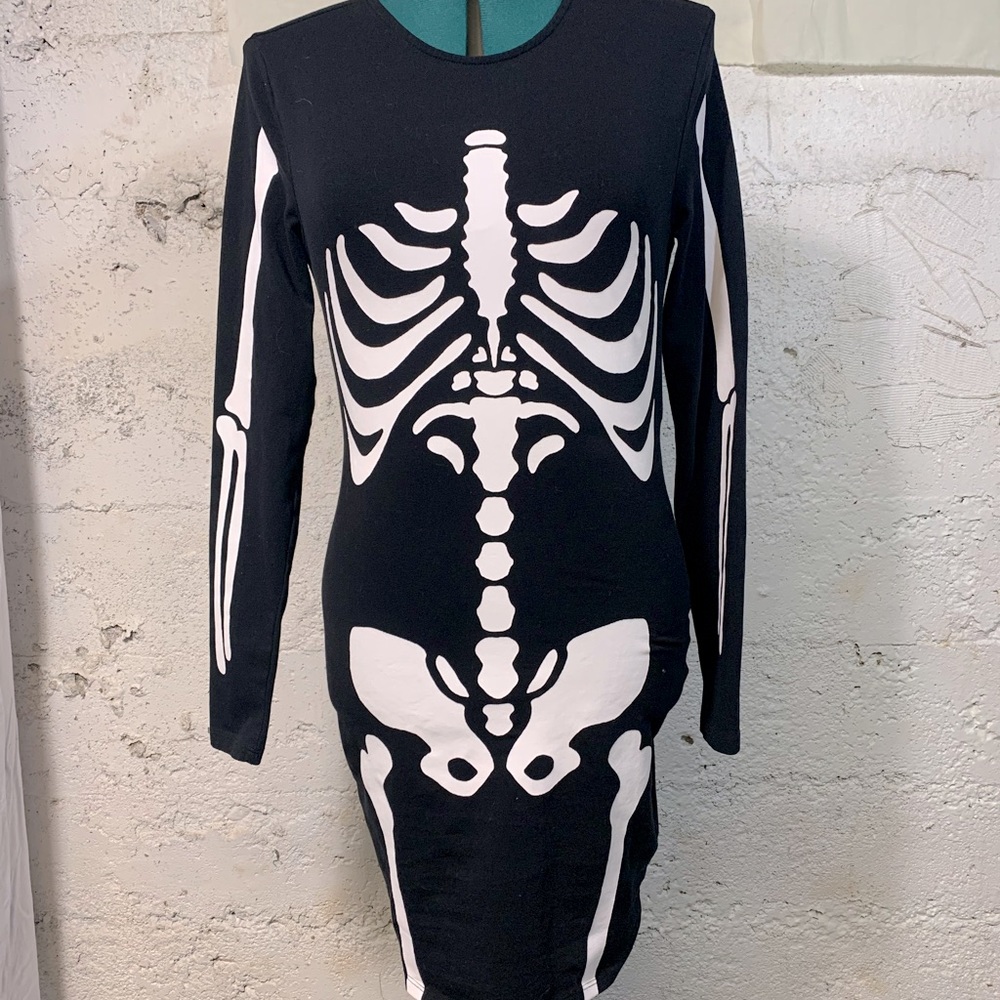 Divided skeleton dress